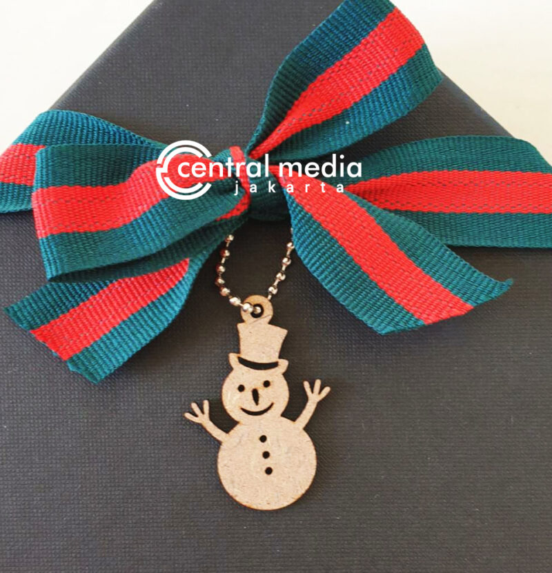 Hang Tag Natal Kayu